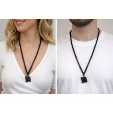 Fil Figürlü Tasarım Kolye – Siyah & Kırmızı Boncuk Detaylı, Unisex Şık Stil (33.5 Cm)