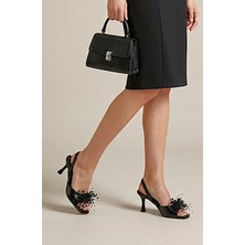 Gökhan Talay Virella Esnek Yumuşak Kaymaz Taban (4 Cm) Siyah Rugan El Yapımı Boncuk Detaylı Kadın Topuklu Ayakkabı