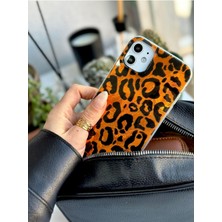 11 Uyumlu Leopar Renk Geçişli Parlak Silikon Kourmalı Kılıf - Leopar