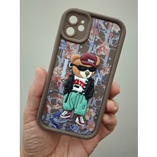 Epro iPhone 11 Cool Ayıcık Temalı 3 Boyutlu Kabartmalı Kamera Korumalı Hoparlör Toz Önleyicili Kılıf
