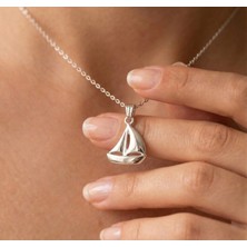 Ashak Accessories Kadın 925 Ayar Gümüş Zincirli Minimalist Yelken Yelkenli Kolye
