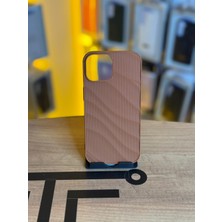 Avcı Teknoloji Market iPhone 15 Uyumlu Kaymaz Tırtıklı Dokulu Mat Kılıf