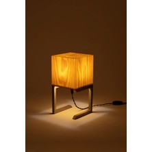 Sade Wooden Lamp Atelier Tahtı Çam Ağacı Kaplamalı Masa Abajuru