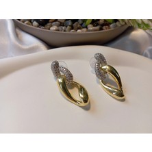 Luxury Jewelry 4 cm Işıltılı Zincir Formlu Lüks Küpe - Altın Kaplama Pave Taşlı Ikili Geçmeli Küpe