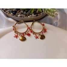 Euro Aksesuar 316L Antialerjik Çelik Marin Serisi - Kırmızı Deniz Yıldızı ve Istiridye Detaylı Halka Küpe