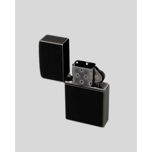 Feedback Ergonomik Metal Çakmak Mat Kaplamalı ve Şık Tasarımlı Aksesuar