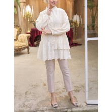 Modamorfo Fırfır ve Fisto Detaylı Inci Düğmeli Gömlek -Bej