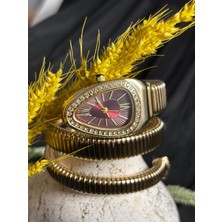 Şık ve Zarif Tasarımıyla Yılan Model Kadın Saati