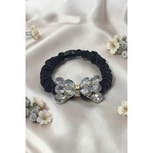 RALBAX Anemone Lastik Saç Aksesuarı – Kristal Taşlı Fiyonk Tasarımlı Şık Kadın Tokası