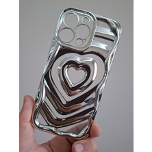 Epro iPhone 14 Pro Max 3 Boyutlu Kabartmalı Metalik Kalp Görünümlü Kamera Koruma Çerçeveli Kaliteli Kılıf