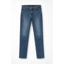 Markapia Kadın Düz Kesim Düz Paça Straight Fit Mavi Jean Pantolon