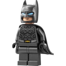 LEGO Dc Batman: Batman Forever Batmobile 76304