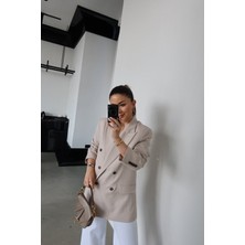 Özge Özgenç Kendinden Desenli Blazer Ceket