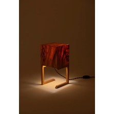 El Yapımı Dişbudak Ağacı Kaplamalı Tahtı Masa Abajuru Doğal ve Şık Aydınlatma Çözümü