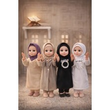 Ilahi Söyleyen Tesettürlü Dua Eden Edep Bebek  Ramazan Oyuncağı