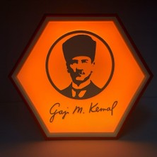 Gazi M. Kemal Atatürk Temalı Dekoratif LED Lamba – Masa Üstü Aydınlatma