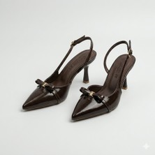 Kindep (Park Moda) Burnu Kapalı Topuklu Kadın Ayakkabı Kahve