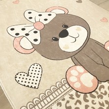 Limajuno Home & Kids Carpet Kurdelalı ve Kalpli Ayı Desenli Dijital Baskılı Çocuk Halısı _100 x 150 cm
