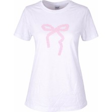 Trender Kurdele O Yaka Relaxed Fit Beyaz Kadın T-Shirt 26YDT1000015