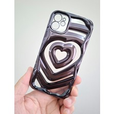 Epro iPhone 11 Uyumlu 3 Boyutlu Kabartmalı Metalik Kalp Görünümlü Kamera Koruma Çerçeveli Kaliteli Kılıf