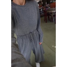 Özge Özgenç Bisiklet Yaka Uzun Kollu Bluz
