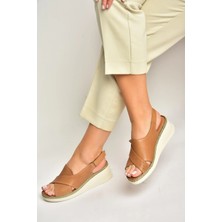 Fox Shoes Y555511403 Taba Hakiki Deri Dolgu Tabanlı Kadın Sandalet