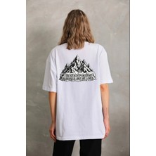 Velmora Fashion Kadın T-Shirt Nihilist Penguen Baskılı Bisiklet Yaka Kısa Kol Yazlık Tişört - Beyaz