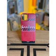 Avcı Teknoloji Market iPhone 11 Uyumlu Piksel Desenli ve Deri Detaylı Premium Stil Kılıf