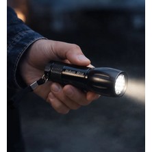 Bk Gift Kişiye Özel Isimli 9 LED Siyah El Feneri 1206 – Lazer Baskılı Taşınabilir El Feneri
