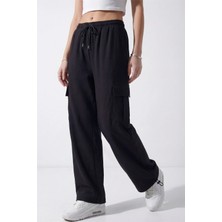 Veleno Kadın Siyah Oversize Paraşüt Kumaş Kargo Cepli, Ayarlanabilir Paça Klipsli, Baggy Pantolon