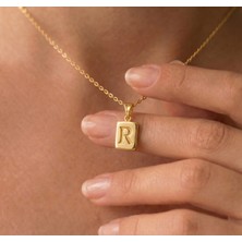 Ashak Accessories Kadın 925 Ayar Gümüş Zincirli Minimalist R Harf Isim Yazı Dikdörtgen Kolye