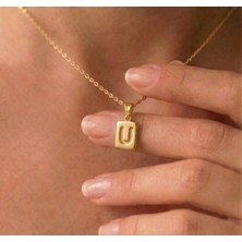 Ashak Accessories Kadın 925 Ayar Gümüş Zincirli Minimalist U Harf Isim Yazı Dikdörtgen Kolye