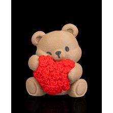 Kalpli Ayıcık Çanta Süsü – Çiçek Demeti Detaylı Sevimli Anahtarlık Charm, Hediye Aksesuar