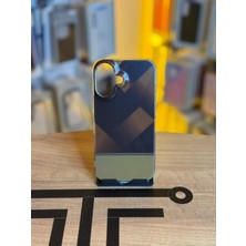 Avcı Teknoloji Market iPhone 16 Uyumlu Kristal Görünümlü Geometrik Desenli Parlak Kılıf