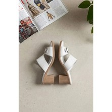 Ayakkabı Fuarı Elit KOC2222 Kadın Hakiki Deri Topuklu Terlik Beyaz