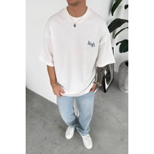 HAFKA Beyaz Etnik Desen Baskılı Premium Oversize Tişört