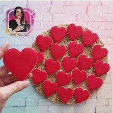 Tatlı Armağanlar Sevgililer Gününe Özel Romantik Kırmızı Kalpli Butik Kurabiye - 20 Adet
