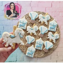 Tatlı Armağanlar Çubuklu Isimli Atlı Karınca ve Uçan Balon Consept Butik Kurabiye - 20 Adet