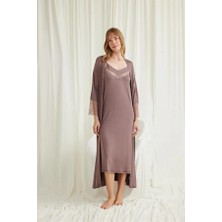 Red Womans Dekolteli Yakası ve Kolu Dantelli Sabahlık Takımı