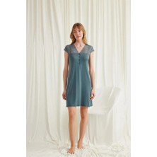 Red Womans Kolu Omzu ve Yakası Dantelli Önü Düğmeli Gecelik