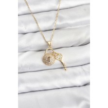 Ayışığı 316L Çelik Zincir Gold Renk Kilit Anahtar Model Zirkon Taşlı Kadın Kolye