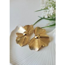 Halley Concept Gold Çiçek Form Çelik Küpe