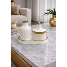 Nox Atelier Gold Detaylı Beyaz Dekoratif Tepsi Seti – Tabak - Çizgili Kapaklı Kutu & Vazo - 3 Parça