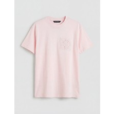 LC Waikiki Lcw Modest Pembe Bisiklet Yaka Dantel Nakışlı Kadın Tişört