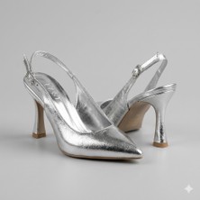 Kindep (Flosy) Burnu Kapalı Topuklu Kadın Ayakkabı Gumüş