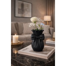 Mir Store Kurdele Detaylı Dekoratif Vazo – Minimal Şık Ev Dekoru