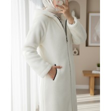 Modamorfo Astarlı Kapşonlu Kuzu Pelüş Kışlık Kaban  -Ekru