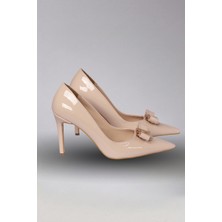 Victoria Shoes Taşlı Metal Aksesuarlı Sivri Burun Topuklu