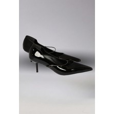 Victoria Shoes Zarif Kemerli Rugan Topuklu Ayakkabı