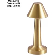 Esranın Dünyası Üçgen Masa Lambası